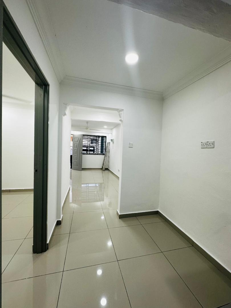 WhatsApp Image 2026-03-17 at 17.29.29 3.jpeg